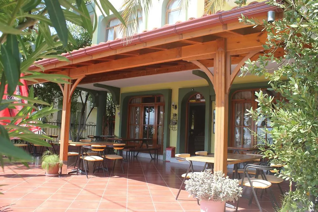 Flora Hotel Koycegiz